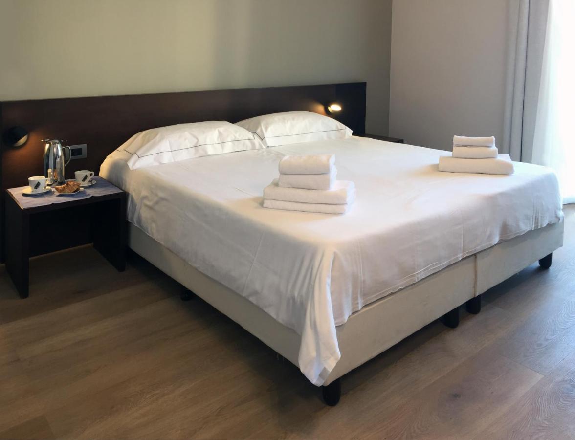 Hotel Corallo Imperia Dış mekan fotoğraf