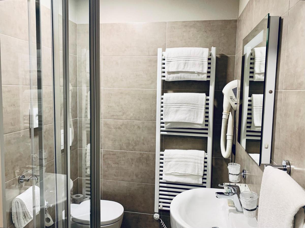 Hotel Corallo Imperia Dış mekan fotoğraf