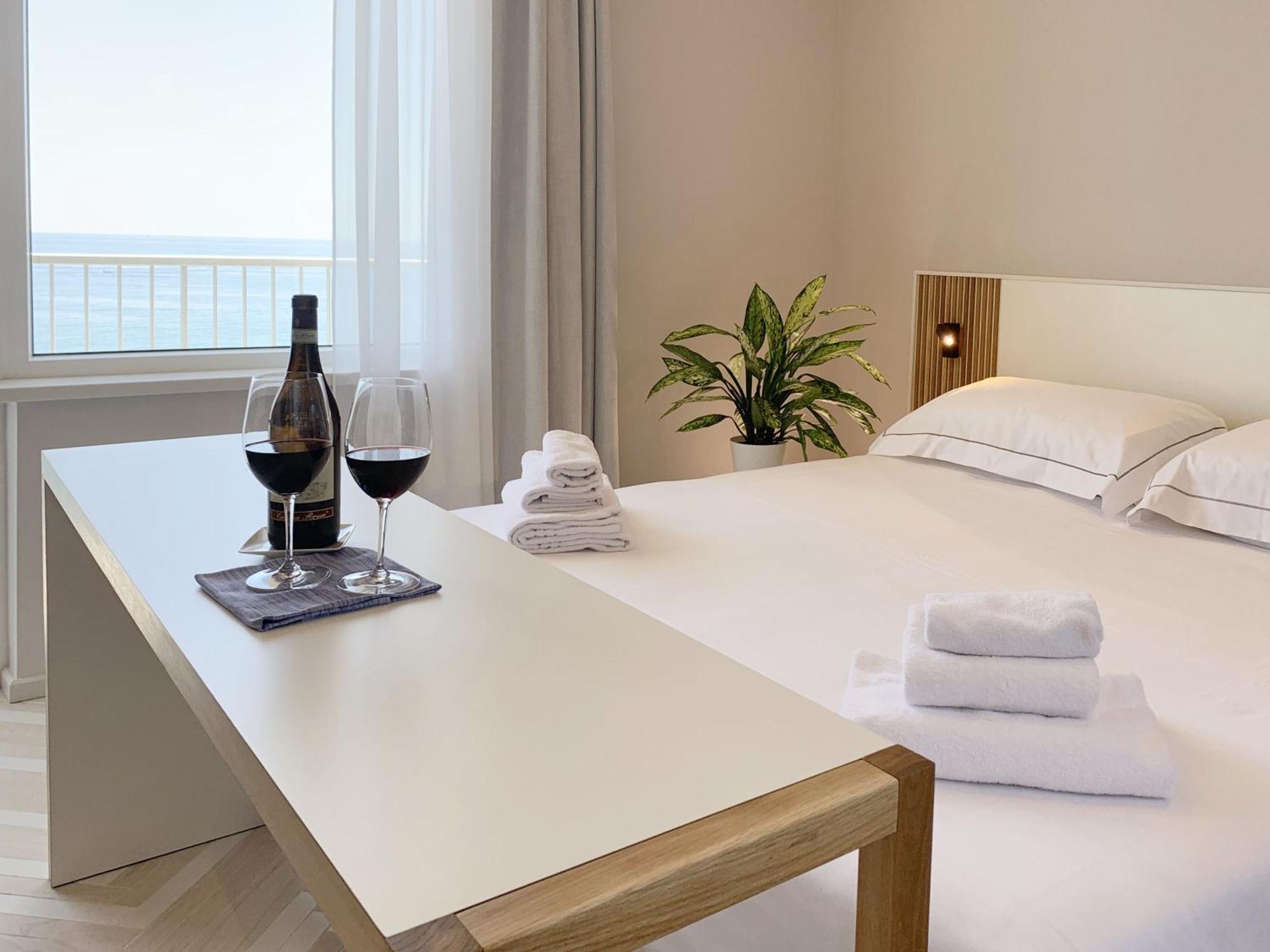 Hotel Corallo Imperia Oda fotoğraf