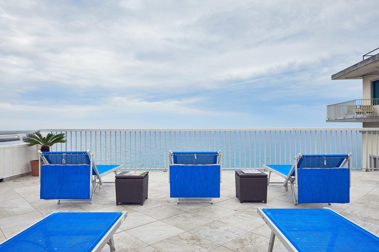 Hotel Corallo Imperia Dış mekan fotoğraf
